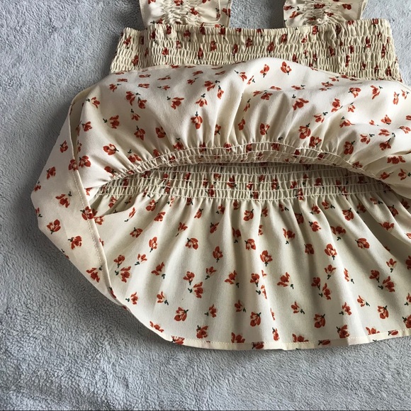 Need Supply Farrow Bridges Smocked Floral Top S - Picture 6 of 9